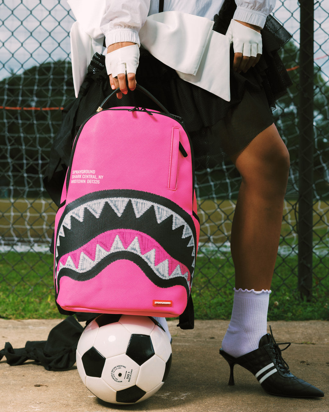 SHARK CENTRAL EMBROIDERED EFFECT BACKPACK