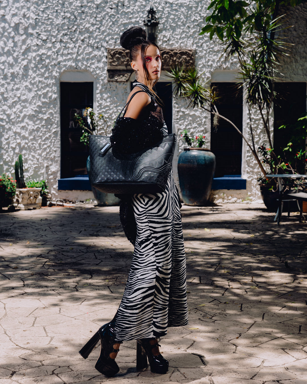 THE GHOST MAISON TOTE